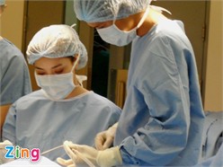 Trang Nhung ‘say máu’ khi làm bác sỹ